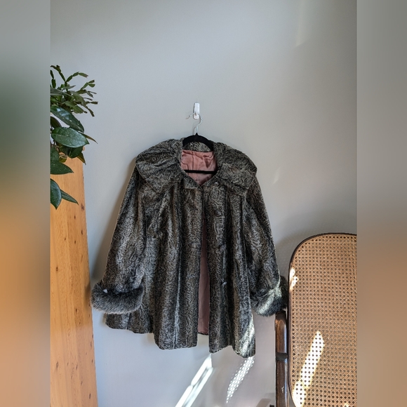 Vintage large gray wool (faux fur) jacket - Picture 1 of 4